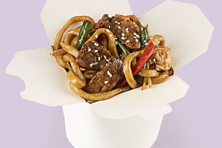 Лапша удон с говядиной