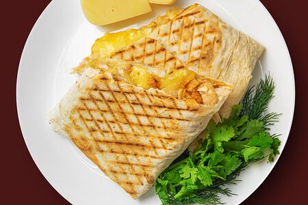 Курочка с сыром сулугуни