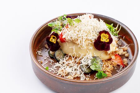 Ганаш из маракуйи с сыром горгонзолла