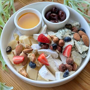 Сырная тарелка