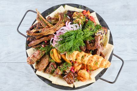 Мясное ассорти гриль Садж