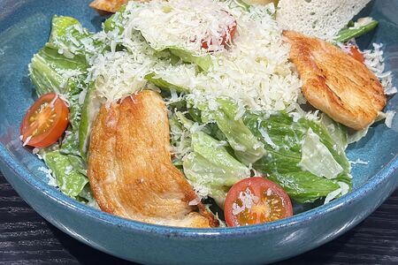 Цезарь с куриной грудкой