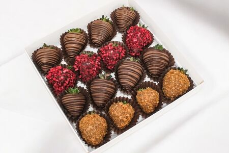 Набор Dark клубника в шоколаде