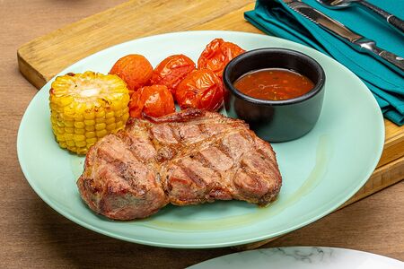 Стейк из свиной шеи 