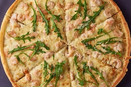 Пицца креветки-руккола целая
