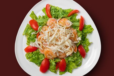 Салат с креветкой