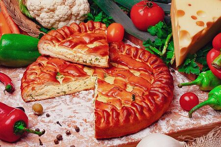 Пирог Сырный сыр и зелень 