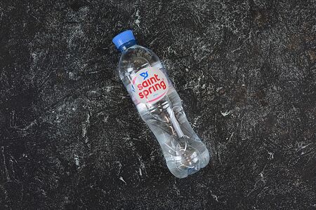 Вода без газа Святой источник