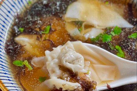 Хуньтунь со свининой