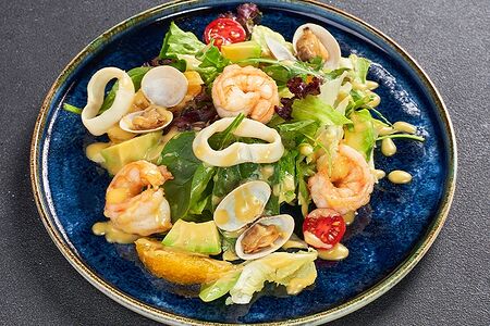 Салат с морепродуктами