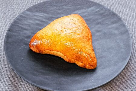 Пирожок с капустой