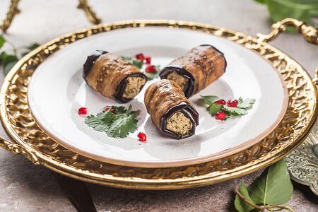 Рулетики из баклажана