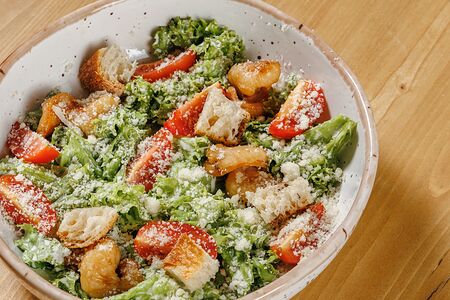 Классический Цезарь с креветками