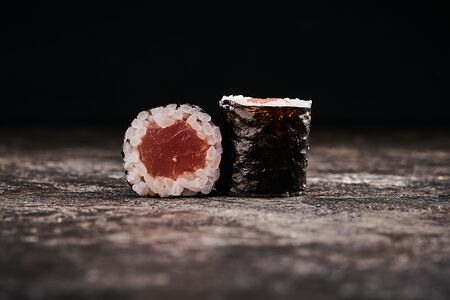 Маки-ролл Тунец