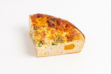 Киш с индейкой, тыквой и сыром дорблю