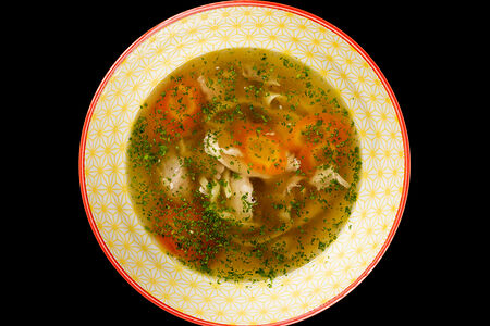 Куриный суп с лапшой