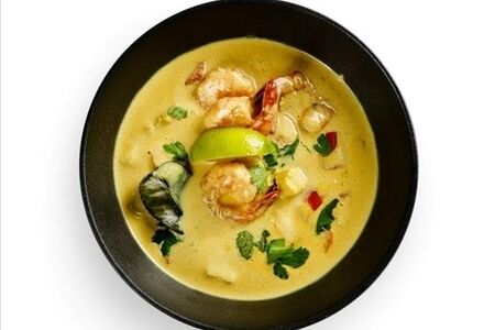 Карри с королевскими креветками