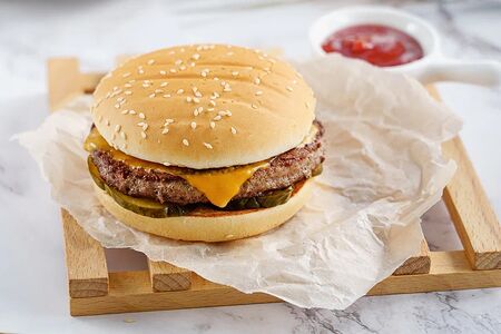 Бургер пикантный