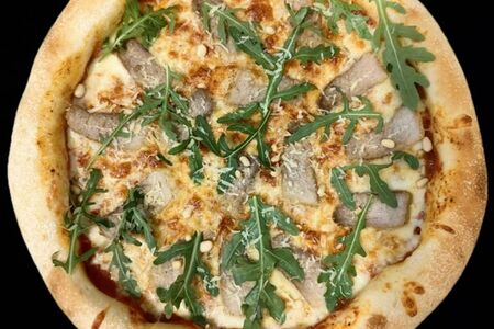 Пицца Буженина в пармезане