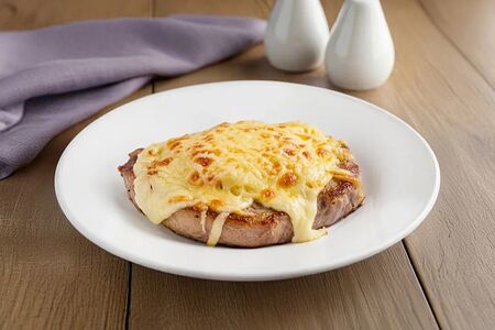 Свинина по-французски