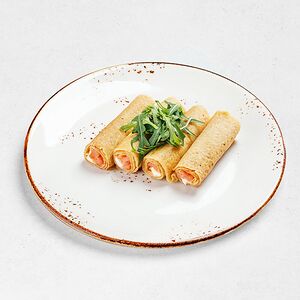 Блины с лососем и творожным сыром