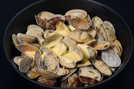 Вонголе в сырном соусе