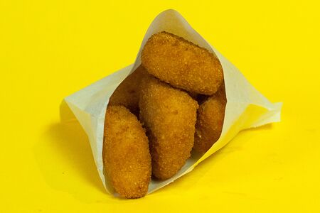 Куриные наггетсы