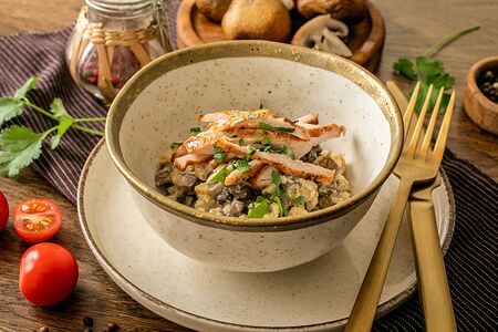 Салат грибной