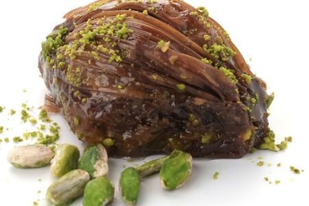 Мидии Дубайские шоколадные с фисташками