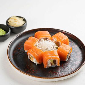 Ролл Филадельфия с двойным лососем