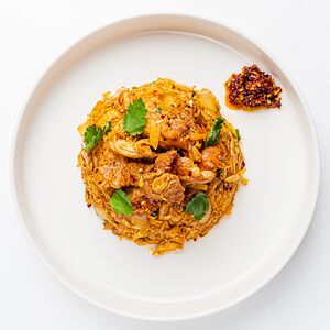Ланкийский Котту с хрустящей курицей