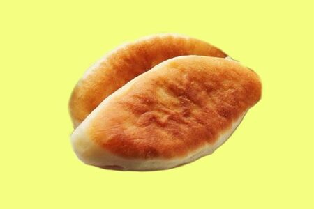 Пирожок с картошкой и сосиской 