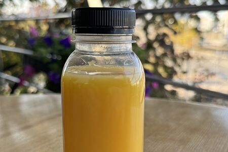 Свежевыжатый апельсиновый сок