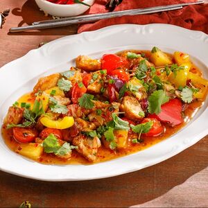 Курица с ананасами