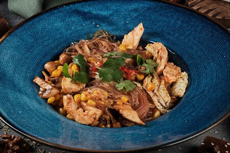 Фунчоза с курицей