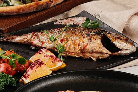 Дорадо с теплыми овощами 