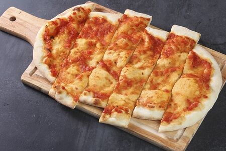 Фокачча Милано с томатом