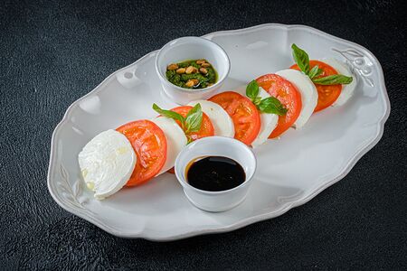 Капрезе Моцарелла