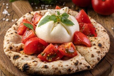 Фокачча с бурратой и томатами