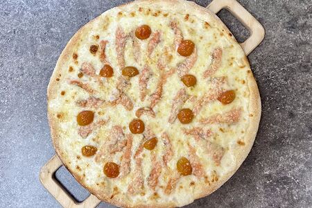 Пицца с лососем