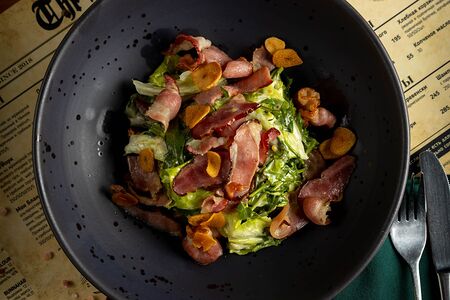 Теплый с беконом