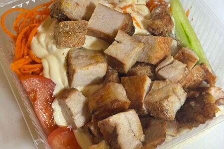 Сытная коробочка со свининой