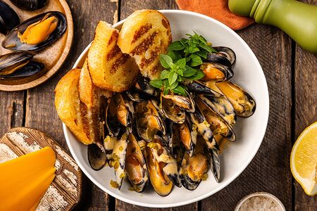 Черные мидии