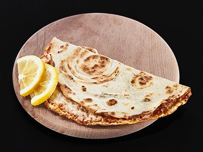 Ламаджо с сыром