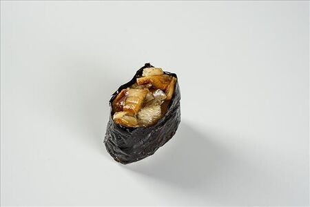 Гункан с угрём