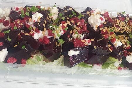 Вяленая свекла с творожным сыром