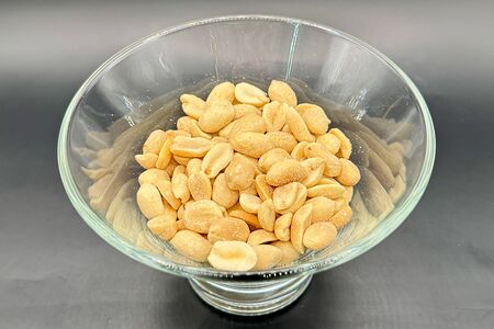 Арахис солёный