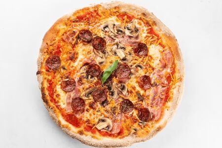 Пицца Везувио