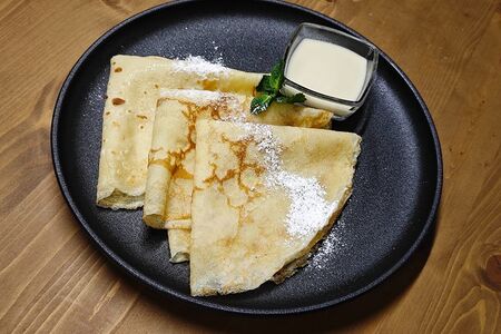 Блинчики со сгущенкой