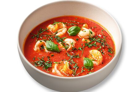 Суп из печеных томатов с креветками